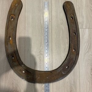 LARGE Rustic Brown Wooden Horseshoe Decor